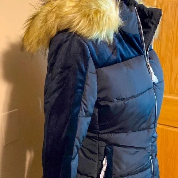 COALITION LA faux-fur hooded winter coat - Picture 2 of 9